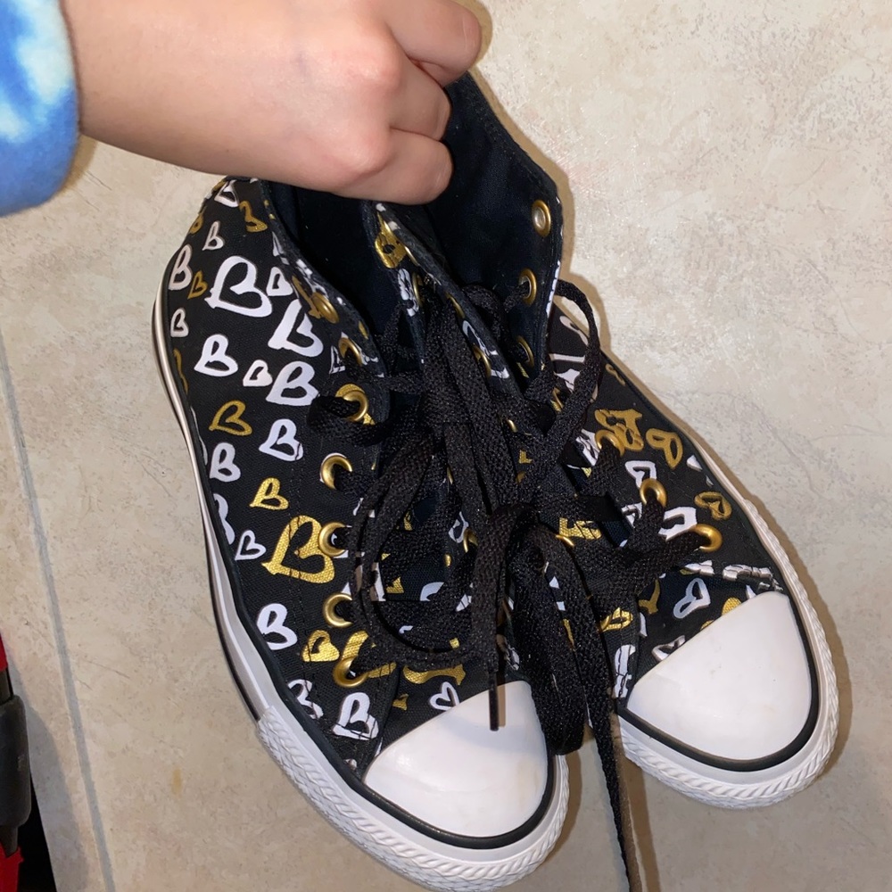 Converse